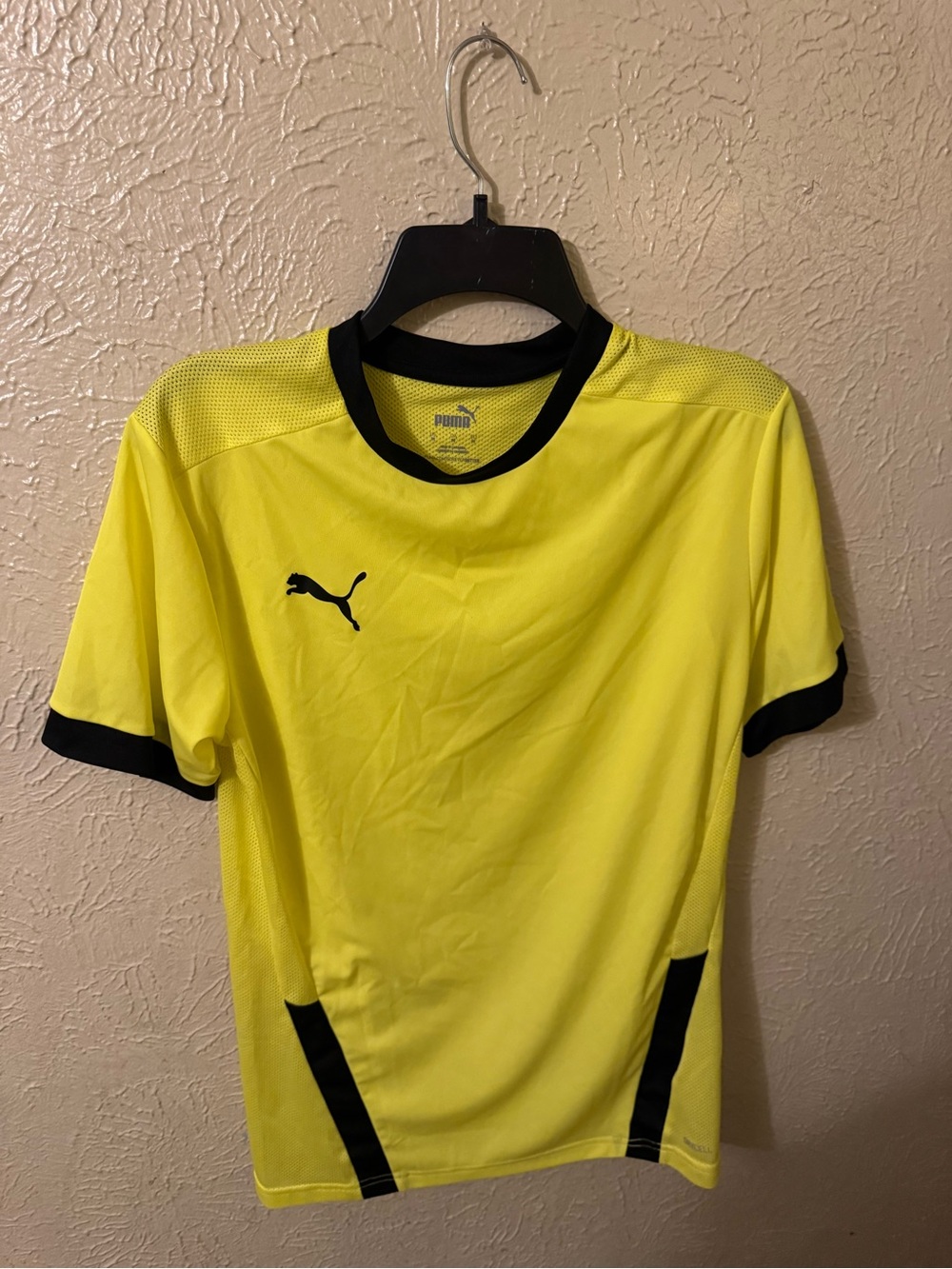 Puma Men’s Neon Yellow Short-Sleeve Training Jersey with Black Accents